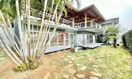 Venda de Casa em Condomínio de Luxo em Cotia-SP, Parque São Paulo, 4 quartos, 4 suítes, 5 banheiros, 1 sala, 4 vagas, 400,82m².