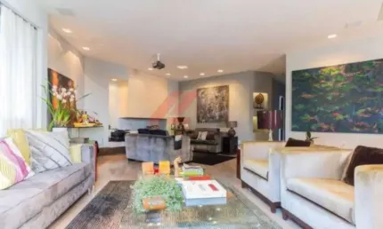 Imperdível apartamento de luxo no Campo Belo, São Paulo-SP: 4 quartos, 3 suítes, 1 sala, 5 banheiros, 3 vagas de garagem, 220 m².