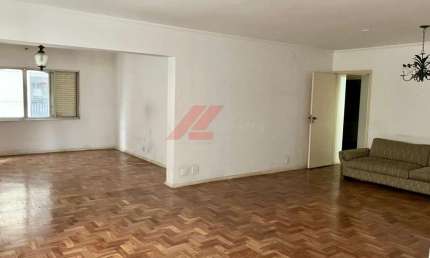 Apartamento à venda no Jardim Paulista, São Paulo-SP: 2 quartos, 1 suíte, 1 sala, 2 banheiros, 1 vaga, 154m². Venha conferir!