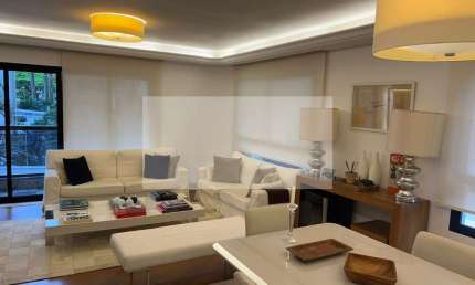Apartamento de Luxo com 3 Suítes e 3 Vagas na Indianópolis, São Paulo - SP - Aproveite essa Oportunidade!