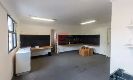 Sala comercial moderna na Vila Nova Conceição, São Paulo-SP: 1 sala, 1 banheiro, 1 vaga e 33,53m² de área. Venha conhecer!