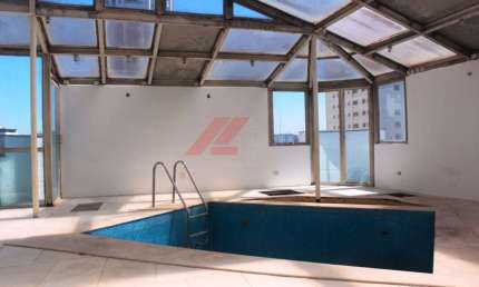 Cobertura de luxo com 4 quartos e 66 vagas de garagem à venda em Santa Cecília, São Paulo-SP!