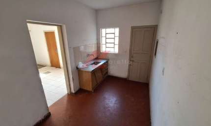 Imperdível Casa à Venda em São Paulo-SP, Bosque da Saúde: 4 quartos, 2 salas, 3 banheiros, 4 vagas, 173m²!