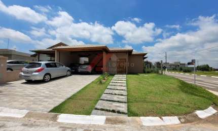 Casa em Condomínio à Venda em Vargem Grande Paulista-SP: 3 Quartos, 1 Suíte, 4 Vagas, 181,65m² de Área.