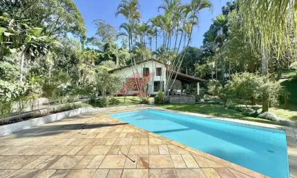Casa em condomínio fechado com 3 quartos para alugar na Rua Carambola (Cód. Mpm 1304), 1063, Algarve, Cotia