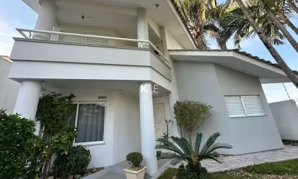 Casa com 4 quartos à venda na Rua Santa Rita de Cássia, --, Estreito, Florianópolis por R$ 2.800.000