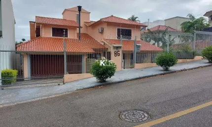 Casa com 4 quartos à venda na Travessa América, --, Coqueiros, Florianópolis por R$ 2.440.000