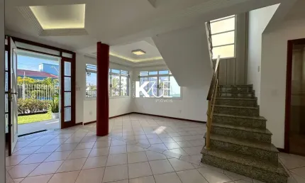 Casa com 3 quartos à venda na Rua Vereador Nagib Jabor, --, Capoeiras, Florianópolis por R$ 2.300.000