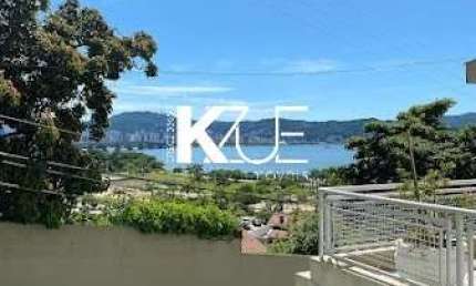 Apartamento com 3 quartos à venda na Rua Capitão Euclides de Castro, --, Coqueiros, Florianópolis por R$ 700.000