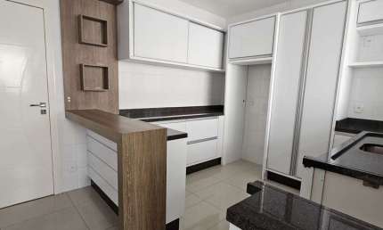 Apartamento com 2 quartos à venda na Rua São Pedro, --, Balneário, Florianópolis por R$ 650.000
