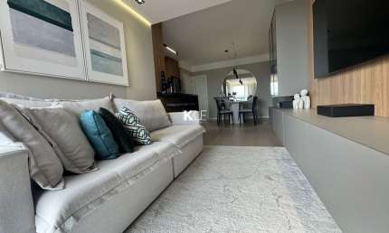 Apartamento com 3 quartos para alugar na Rua Orlando Odilio Koerich, --, Estreito, Florianópolis por R$ 6.800