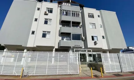 Apartamento com 3 quartos à venda na Rua Júlio Dias, --, Coqueiros, Florianópolis por R$ 750.000
