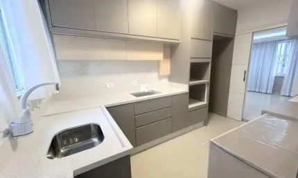 Apartamento com 2 quartos à venda na Rua Doutor Abel Capela, --, Coqueiros, Florianópolis por R$ 490.000