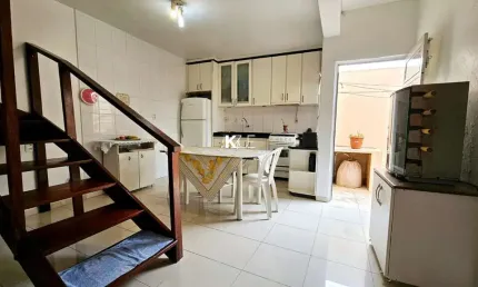 Casa com 4 quartos à venda na rua marcelino simas, --, estreito, florianópolis por r$ 950.000