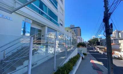 Apartamento com 2 quartos à venda na rua afonso pena, --, estreito, florianópolis por r$ 780.000