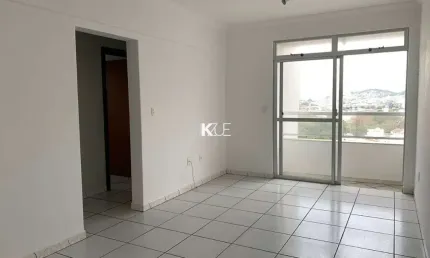 Apartamento com 3 quartos para alugar na Avenida Governador Jorge Lacerda, --, Campinas, São José por R$ 2.500