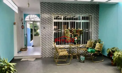Casa com 3 quartos à venda na Rua Congonhinhas, 145, Vila Buenos Aires, São Paulo