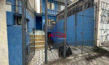 Casa com 3 quartos para alugar na Avenida Tarumã, 474, Penha, São Paulo