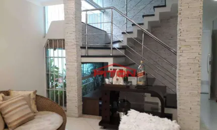 Casa com 3 quartos à venda na Rua Valentina Piva, 56, Penha, São Paulo