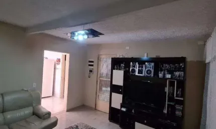 Casa com 2 quartos à venda na Rua Brusque, 86, Vila Cisper, São Paulo