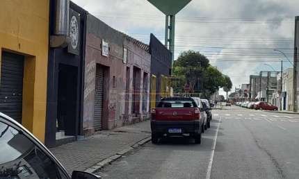 Ponto comercial com 1 sala para alugar na Rua Quinze de Novembro, 1027, Centro, São José dos Pinhais, 38 m2 por R$ 2.200