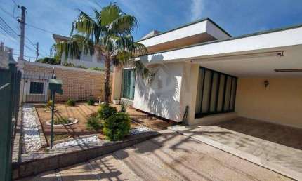 CASA A VENDA COM 3 DORMITORIOS 5VAGAS DE GARAGEM TAQUARAL EM CAMPINAS/SP