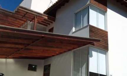 CASA PARA VENDA E LOCAÇÃO NO CONDOMINIO SAN MARINO EM VALINHOS/SP