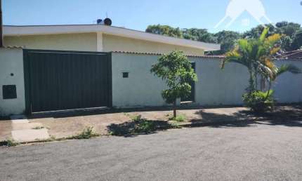 Casa com 3 quartos sendo 1 suíte, com piscina a Venda e Locação, Jardim Madalena - Campinas - SP