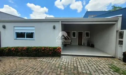 Casa em condomínio à venda no Gramado em Campinas, São Paulo.