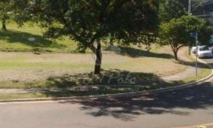 Terreno comercial em condomínio fechado no Alphaville Campinas