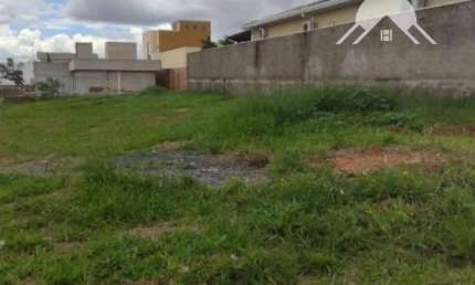 Terreno em condomínio fechado à venda na Avenida Isaura Roque Quércia, Sousas, Campinas