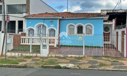 Casa com 2 quartos 2 banheiros 2 vagas e 2 edículas a venda no Taquaral em Campinas-SP