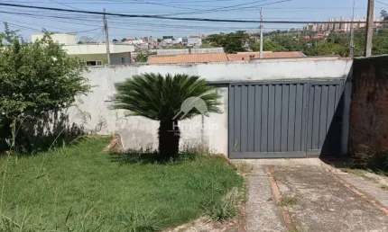 Casa terrea à venda no bairro Parque Jambeiro em Campinas/SP