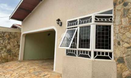 Casa com 4 quartos, 1 suíte, 3 banheiros, 4 vagas à venda no Taquaral em Campinas/SP