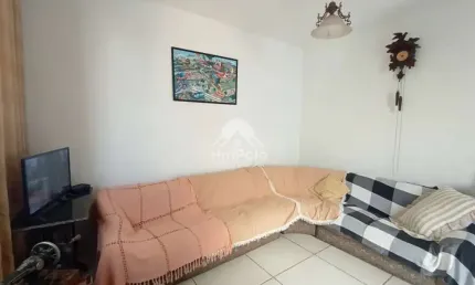 Casa com 2 suítes, 2 vagas e quintal em Sousas em Campinas/SP