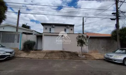 Casa sobrado à venda na região do Flamboyant em Campinas/SP