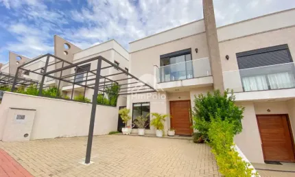 Casa em condomínio fechado com 3 quartos à venda no Chácaras Silvania, Valinhos 