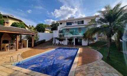 Casa sobrado com 3 quartos 2 suites 5 banheiros piscina e 10 vagas a venda no Chácara Primavera em Campinas-SP