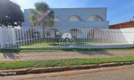 Casa para Locação e Venda, no Parque Taquaral, residencial ou comercial em Campinas - SP