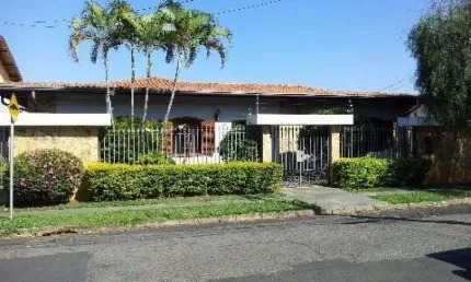Casa térrea com 4 quartos a venda no Jardim Paraiso, em Campinas/SP