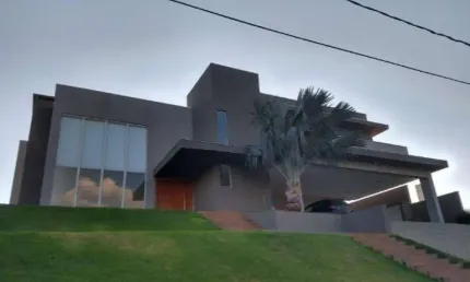 Casa com 5 quartos à venda no condomínio villa lombarda em valinhos-sp.