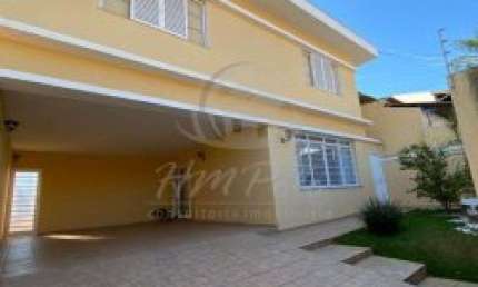 Excelente casa para locação no Jardim Paraíso/Guarani, ótima localização, atrás do Tobogã do estádio Guarani.