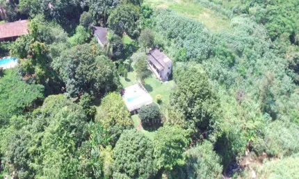 Terreno a venda com 1.962 m² no bairro Fazenda Santa Candida em Campinas/SP