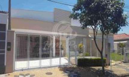 Casa térrea com 3 suítes 4 banheiros 4 vagas a venda na Vila Nogueira em Campinas-SP