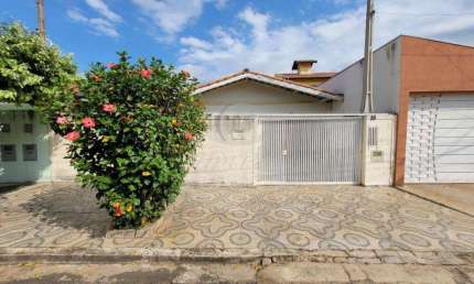 CASA À VENDA NO PARQUE SANTA BARBARA EM CAMPINAS-SP.