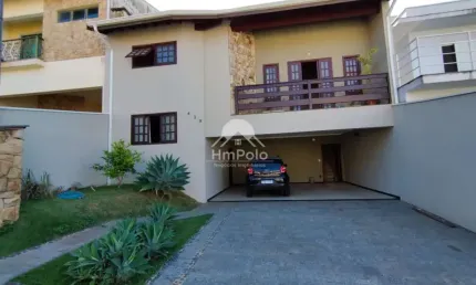 Casa em condomínio 3 suítes 4 vagas e piscina, à venda em Valinhos/SP