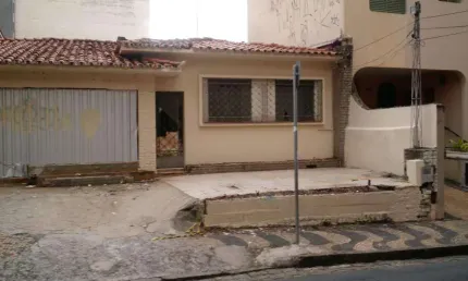 CASA COMERCIAL PARA VENDA OU LOCAÇÃO NO CENTRO EM CAMPINAS SP .