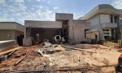 CASA TÉRREA COM 3 SUÍTES, PISCINA E ESCRITÓRIO À VENDA EM CONDOMÍNIO DE PAULÍNIA/SP
