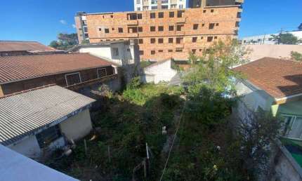 Terreno à venda na Rua Doutor Flávio Zetola, Três Marias, São José dos Pinhais por R$ 750.000