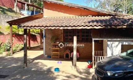 Chácara com 3 dormitórios à venda, 1500 m² por R$ 690.000,00 - Vila São Geraldo - São José dos Campos/SP
